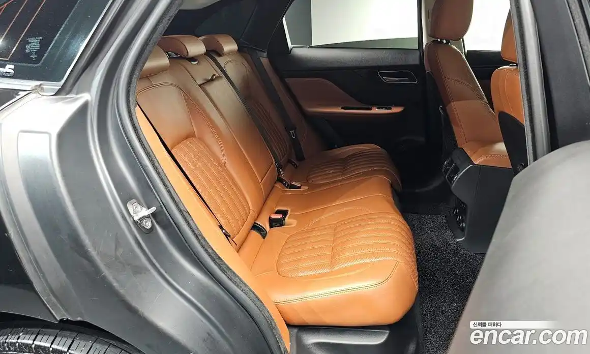 Jaguar F-Pace 2018 2.0 гидро, фото 11
