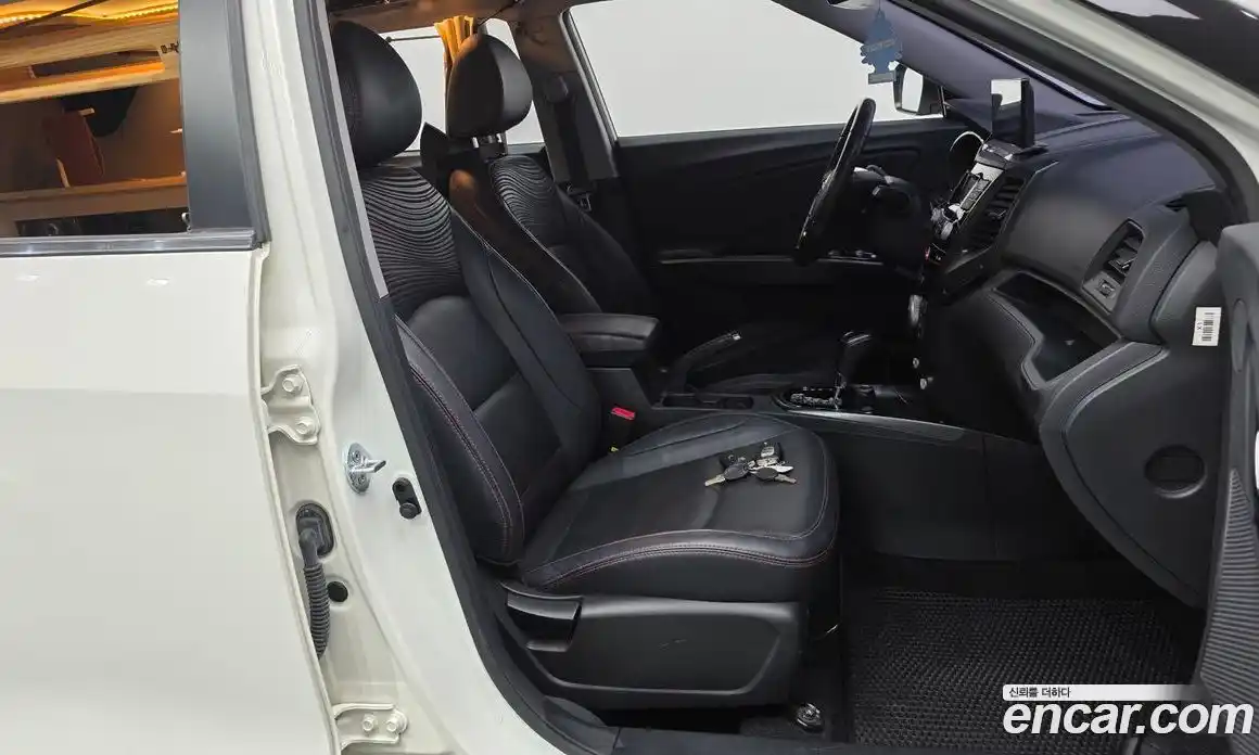 SsangYong TIBOLI 2017 1.6 автомат (гидро), фото 11