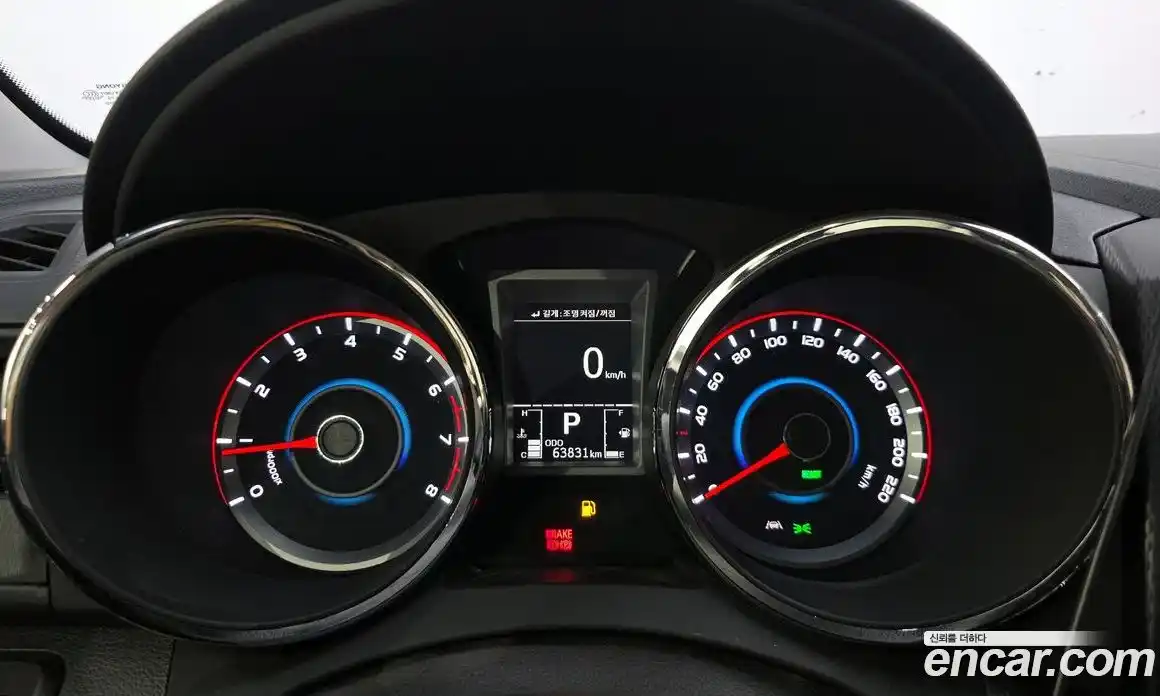 SsangYong TIBOLI 2017 1.6 автомат (гидро), фото 8
