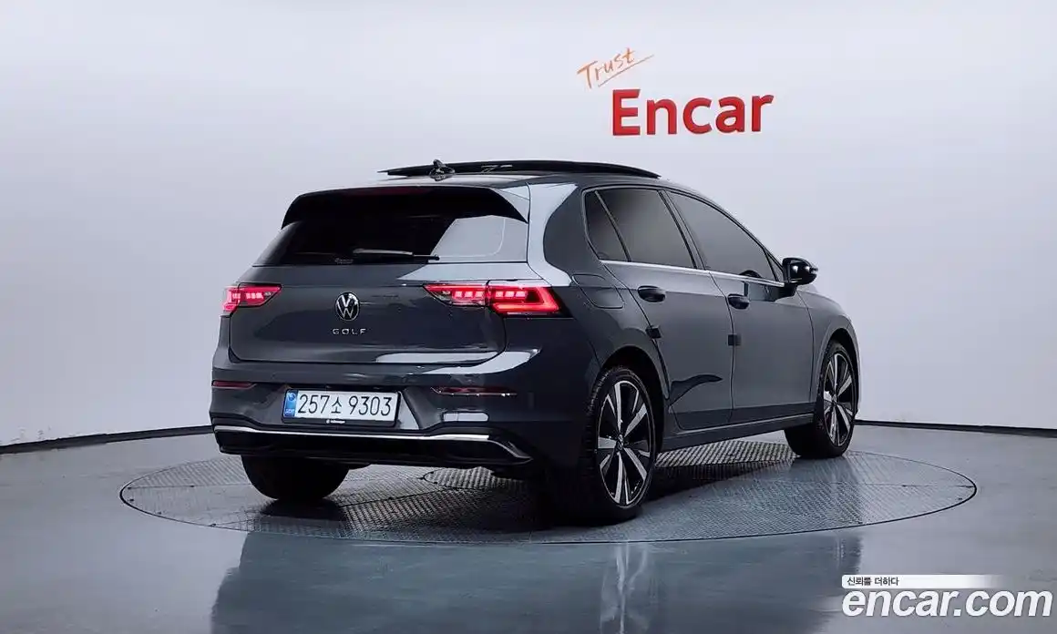 Volkswagen Golf 2025 2.0 автомат (гидро), фото 2