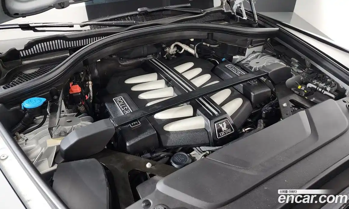 Rolls-Royce Cullinan 2020 6.7 гидро, фото 6