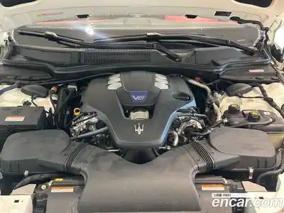 Maserati Ghibli 2023 3.0 гидро, миниатюра 6