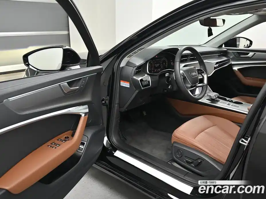 Audi A6 2024 2.0 автомат (гидро), фото 11