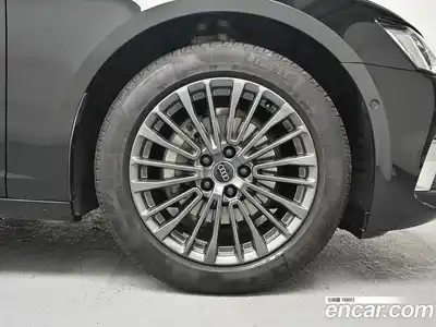 Audi A6 2024 2.0 автомат (гидро), миниатюра 5