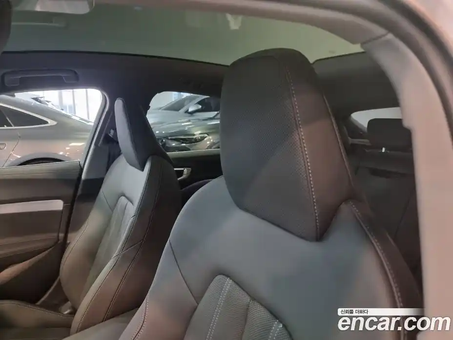 Audi A5 2025 2.0 автомат (гидро), фото 15