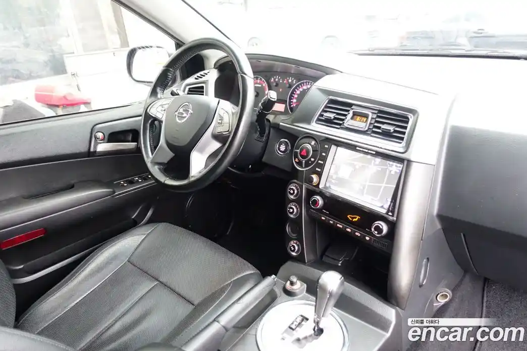 SsangYong Korando 2017 2.2 автомат (гидро), фото 11