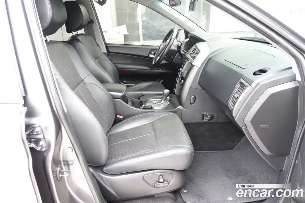 SsangYong Korando 2017 2.2 автомат (гидро), фото 14