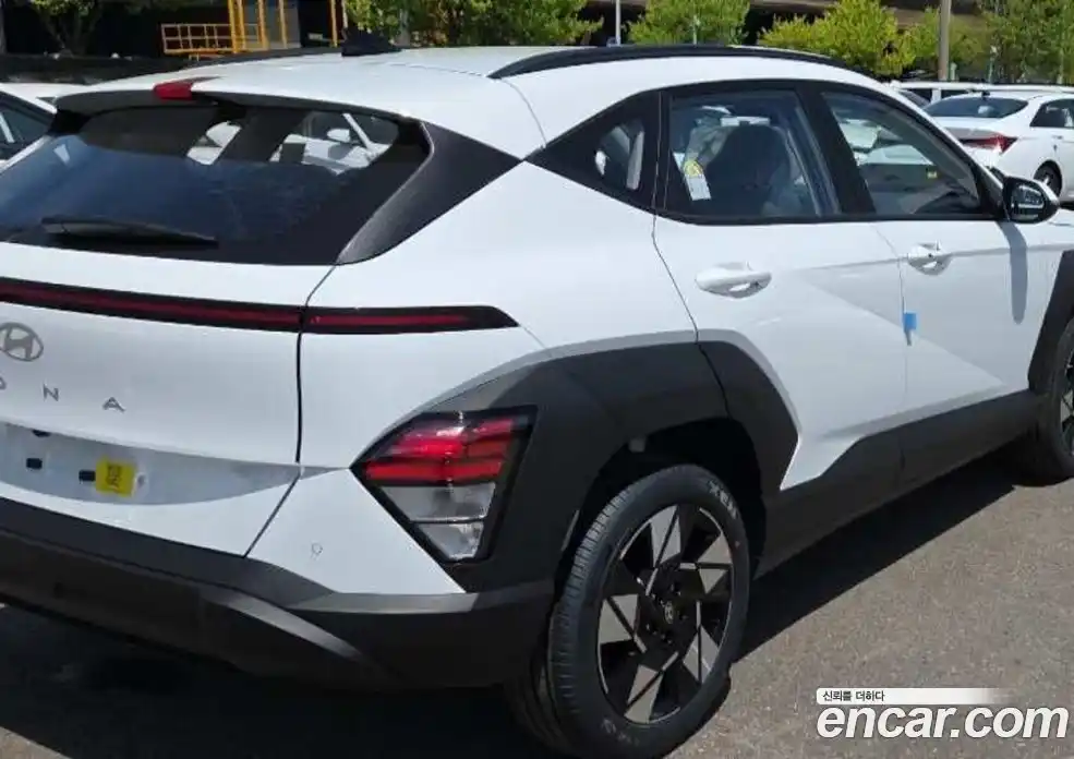 Hyundai Kona 2026 1.6 автомат (гидро), фото 6
