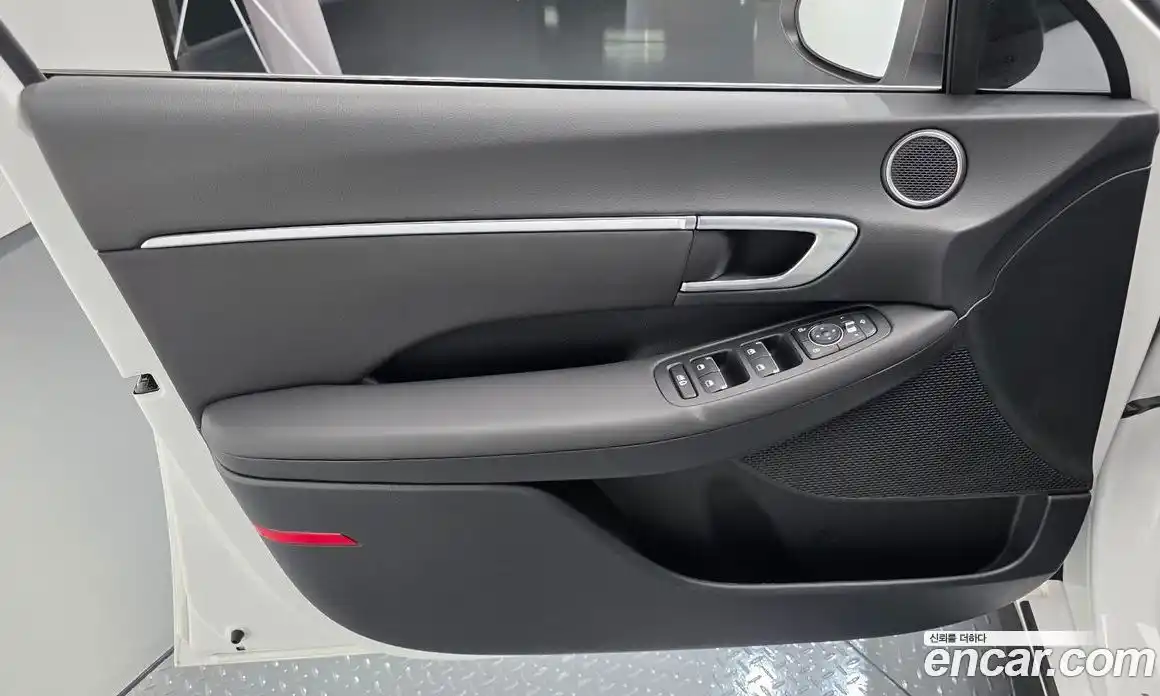 Hyundai Sonata 2021 2.0 автомат (гидро), фото 13