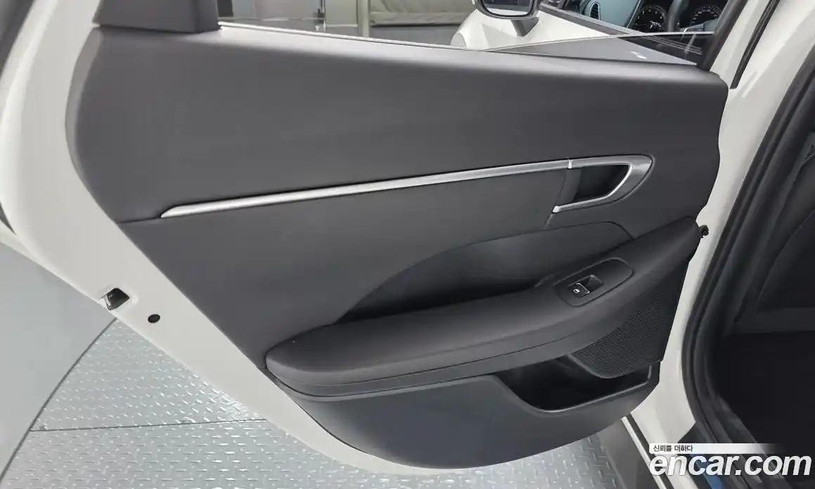 Hyundai Sonata 2021 2.0 автомат (гидро), фото 14