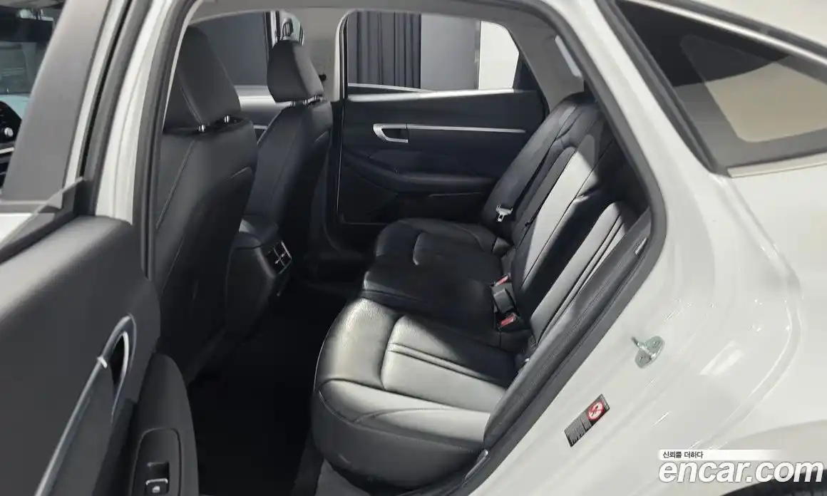 Hyundai Sonata 2021 2.0 автомат (гидро), фото 17