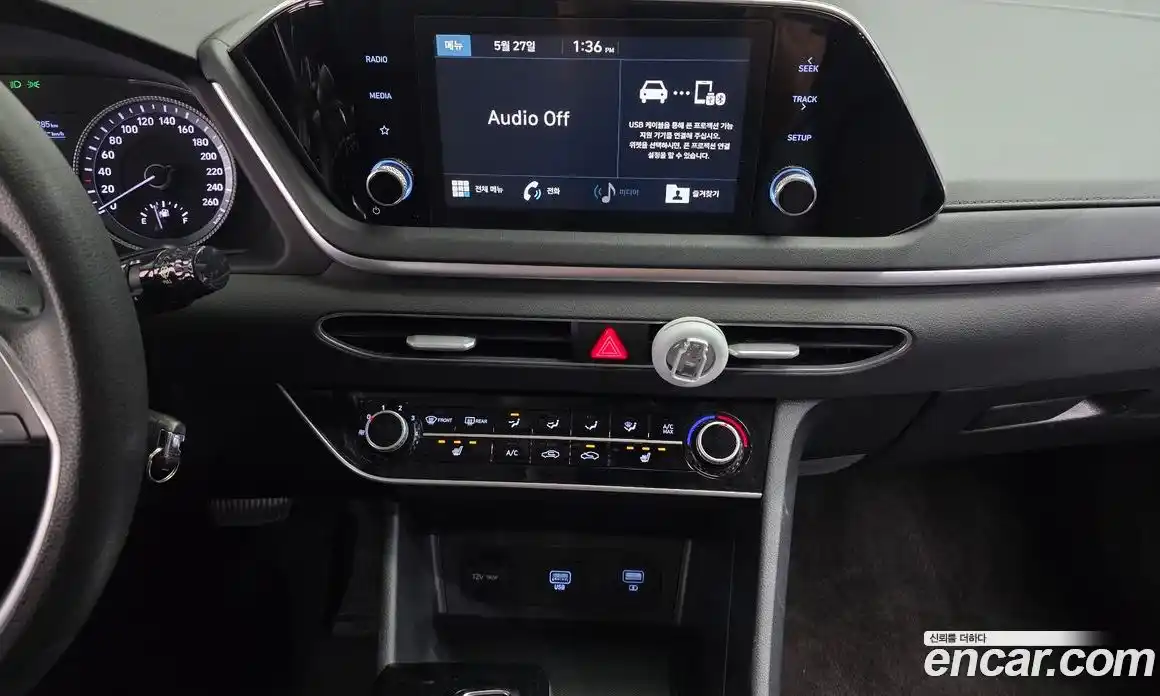 Hyundai Sonata 2019 2.0 автомат (гидро), фото 15