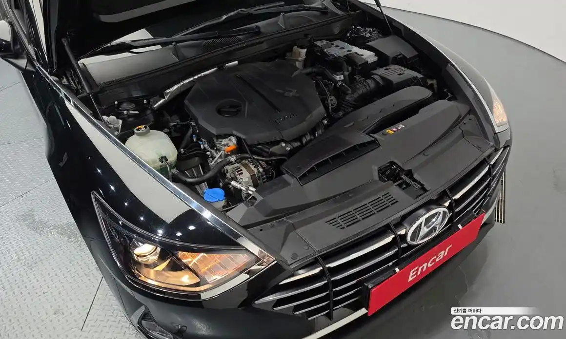 Hyundai Sonata 2019 2.0 автомат (гидро), фото 6