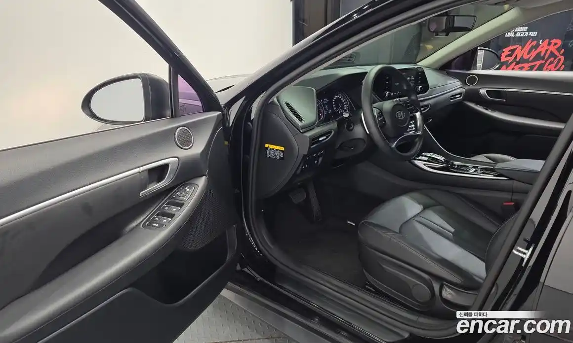 Hyundai Sonata 2019 2.0 автомат (гидро), фото 10