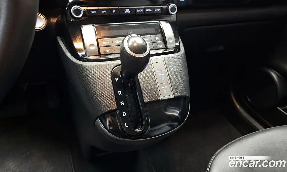 Hyundai Casper 2022 1.0 автомат (гидро), фото 12