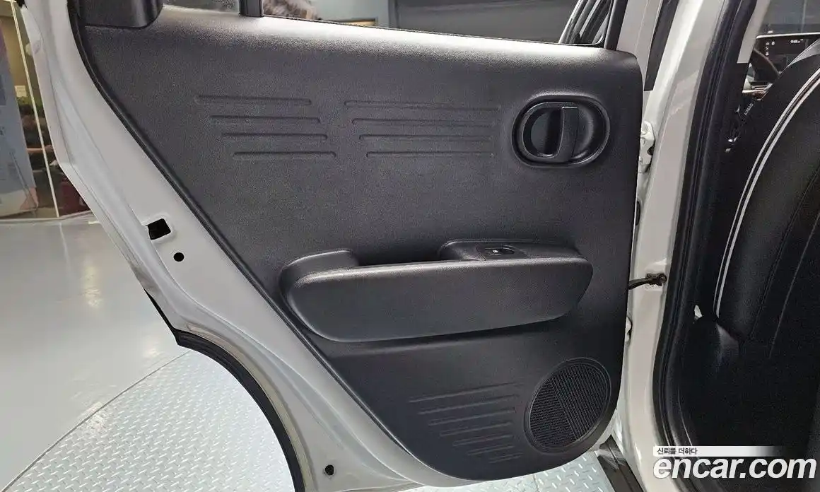 Hyundai Casper 2022 1.0 автомат (гидро), фото 15
