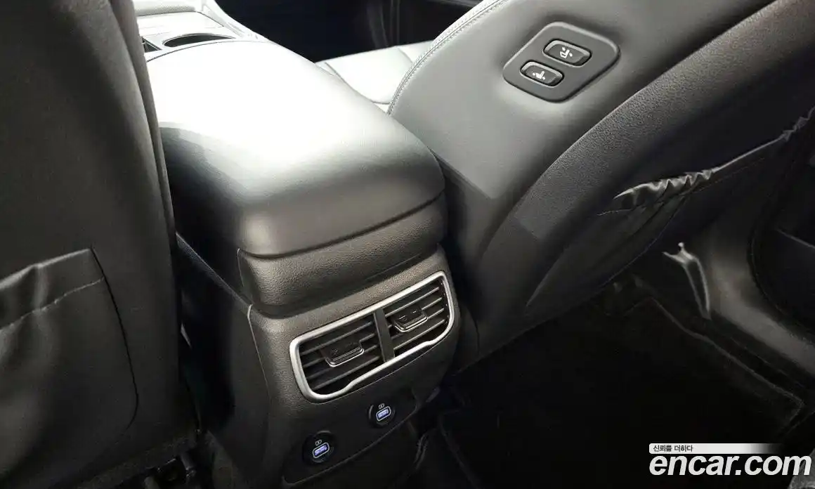 Hyundai Santa Fe 2022 2.2 автомат (гидро), фото 25