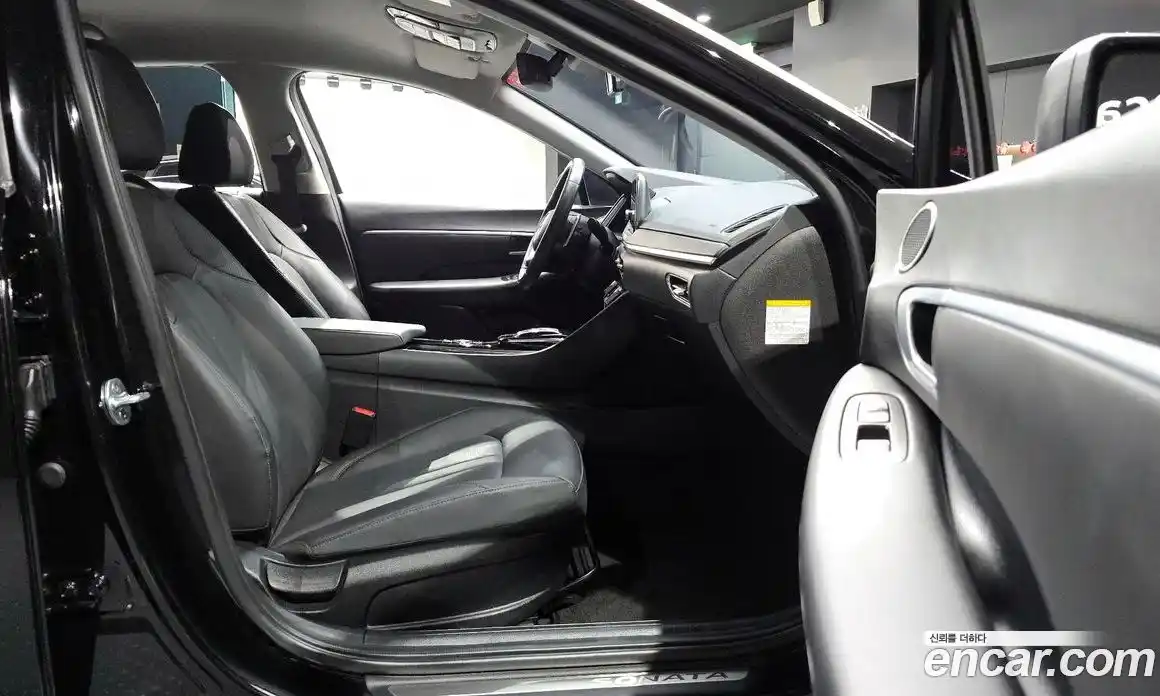 Hyundai Sonata 2020 2.0 автомат (гидро), фото 16