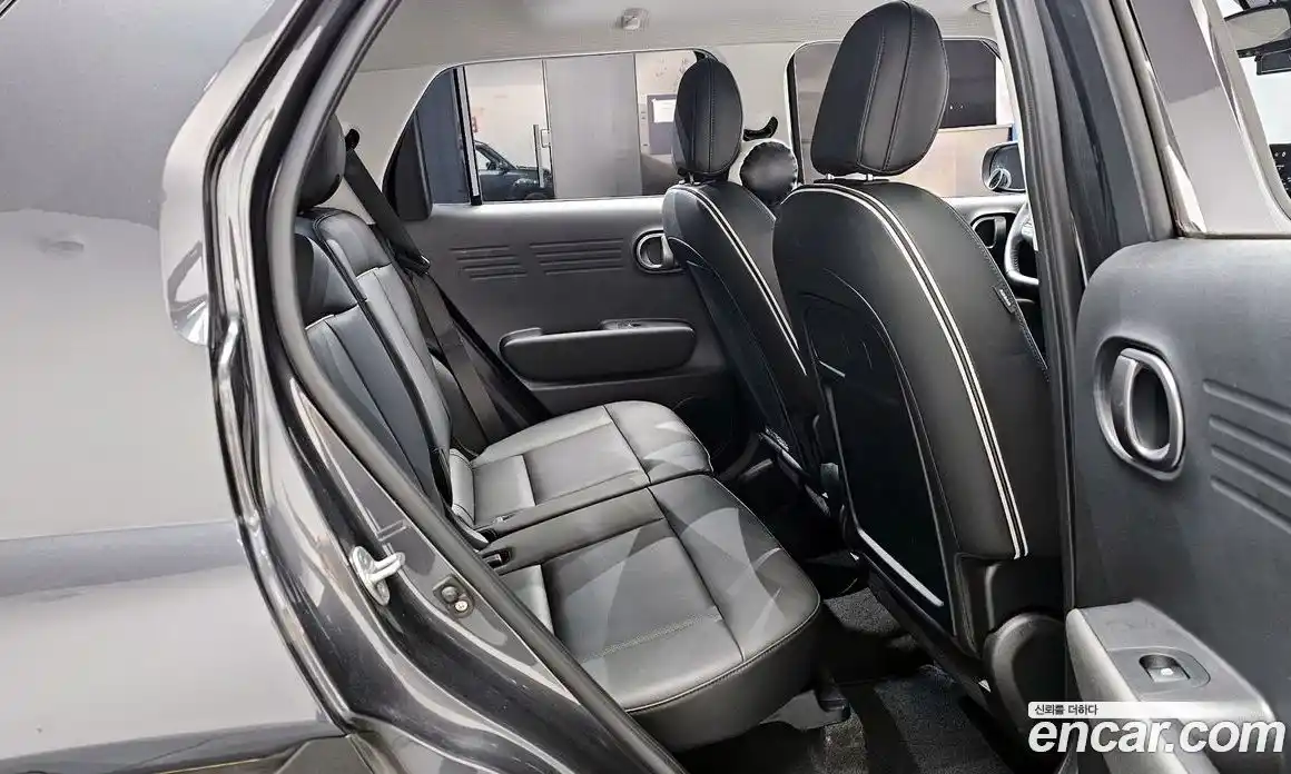 Hyundai Casper 2022 1.0 автомат (гидро), фото 17