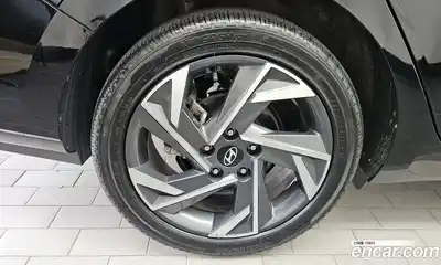Hyundai Avante 2023 1.6 автомат (гидро), миниатюра 4