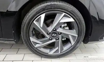 Hyundai Avante 2023 1.6 автомат (гидро), миниатюра 6