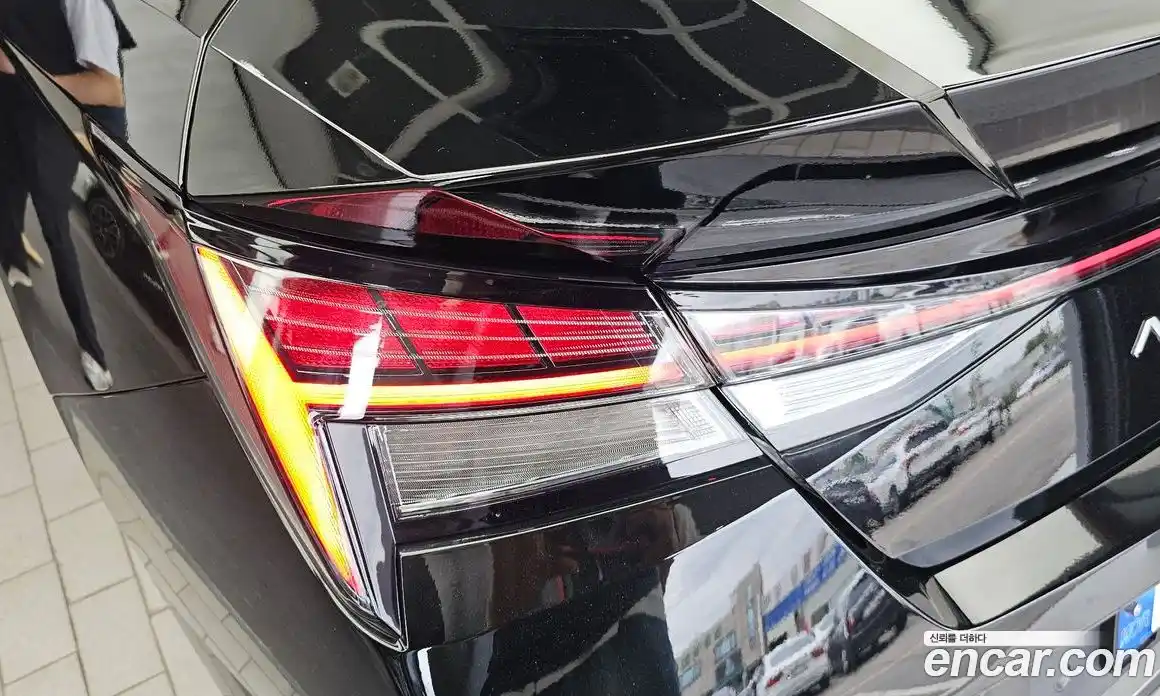 Hyundai Avante 2023 1.6 автомат (гидро), фото 8