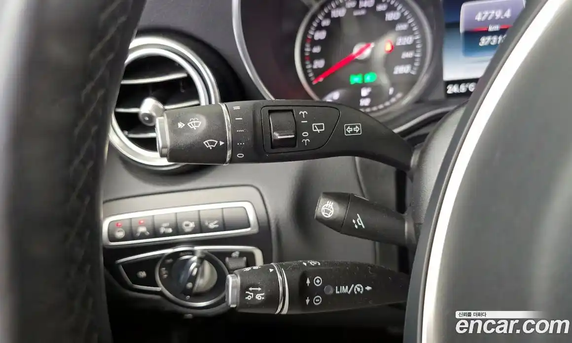 Mercedes-Benz GLC-Class 2018 2.0 гидро, фото 24 Mercedes-Benz GLC-Class 2018 2.0 гидро, фото 24