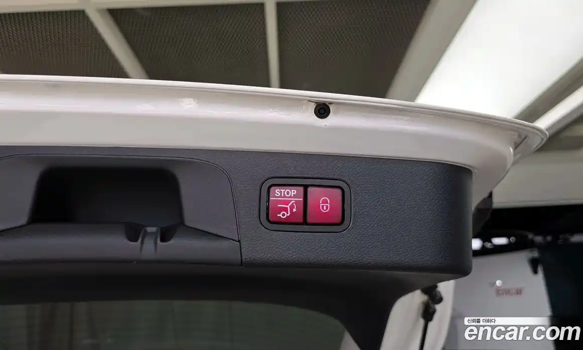 Mercedes-Benz GLC-Class 2018 2.0 гидро, фото 29 Mercedes-Benz GLC-Class 2018 2.0 гидро, фото 29