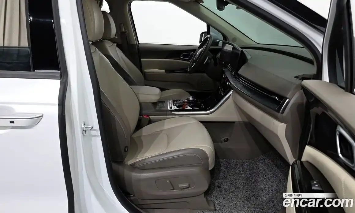 Kia Carnival 2021 3.5 автомат (гидро), фото 11