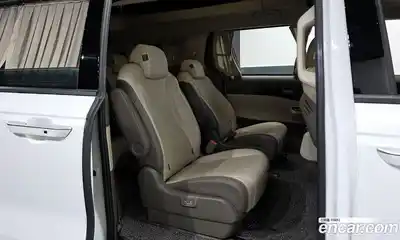 Kia Carnival 2021 3.5 автомат (гидро), миниатюра 12