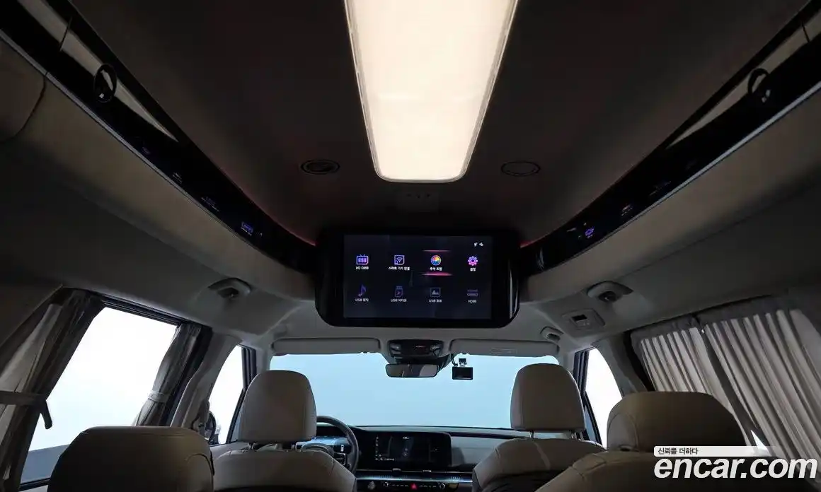 Kia Carnival 2021 3.5 автомат (гидро), фото 17