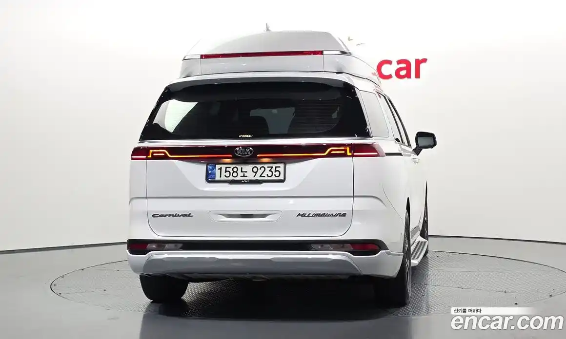 Kia Carnival 2021 3.5 автомат (гидро), фото 4