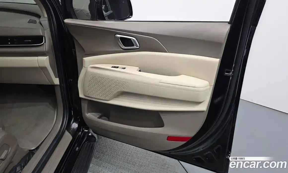 Kia Carnival 2025 2.2 автомат (гидро), фото 14