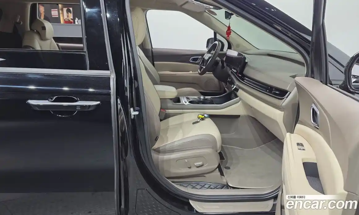Kia Carnival 2025 2.2 автомат (гидро), фото 16