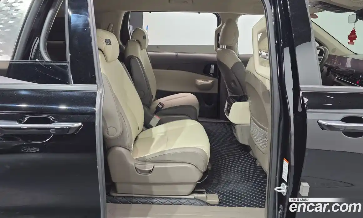 Kia Carnival 2025 2.2 автомат (гидро), фото 17