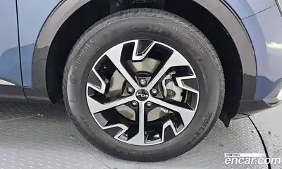 Kia Sportage 2022 1.6 автомат (гидро), миниатюра 7