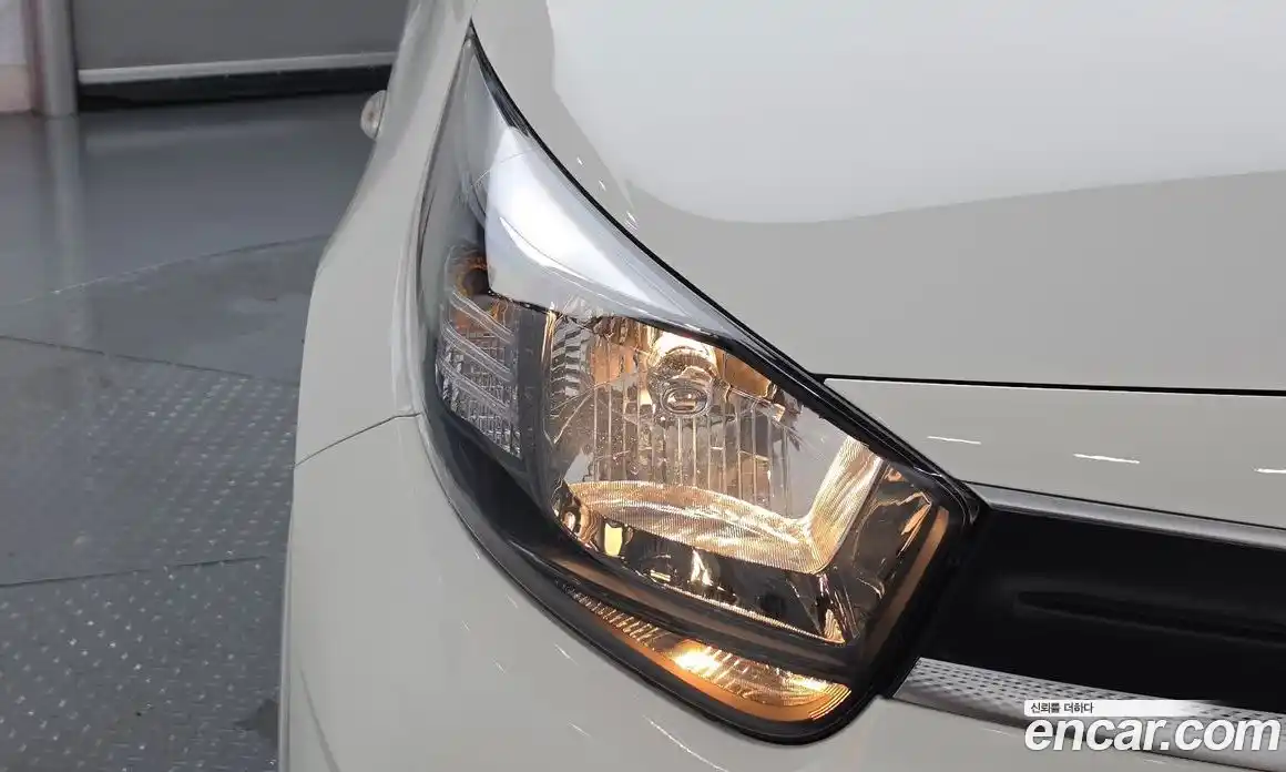 Kia Morning 2022 1.0 автомат (гидро), фото 8
