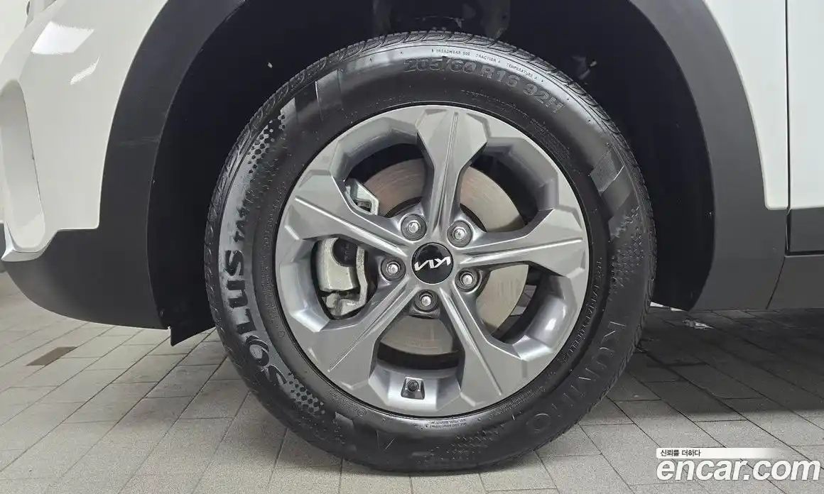Kia Seltos 2024 1.6 автомат (гидро), фото 5