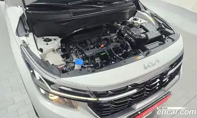 Kia Seltos 2024 1.6 автомат (гидро), миниатюра 6