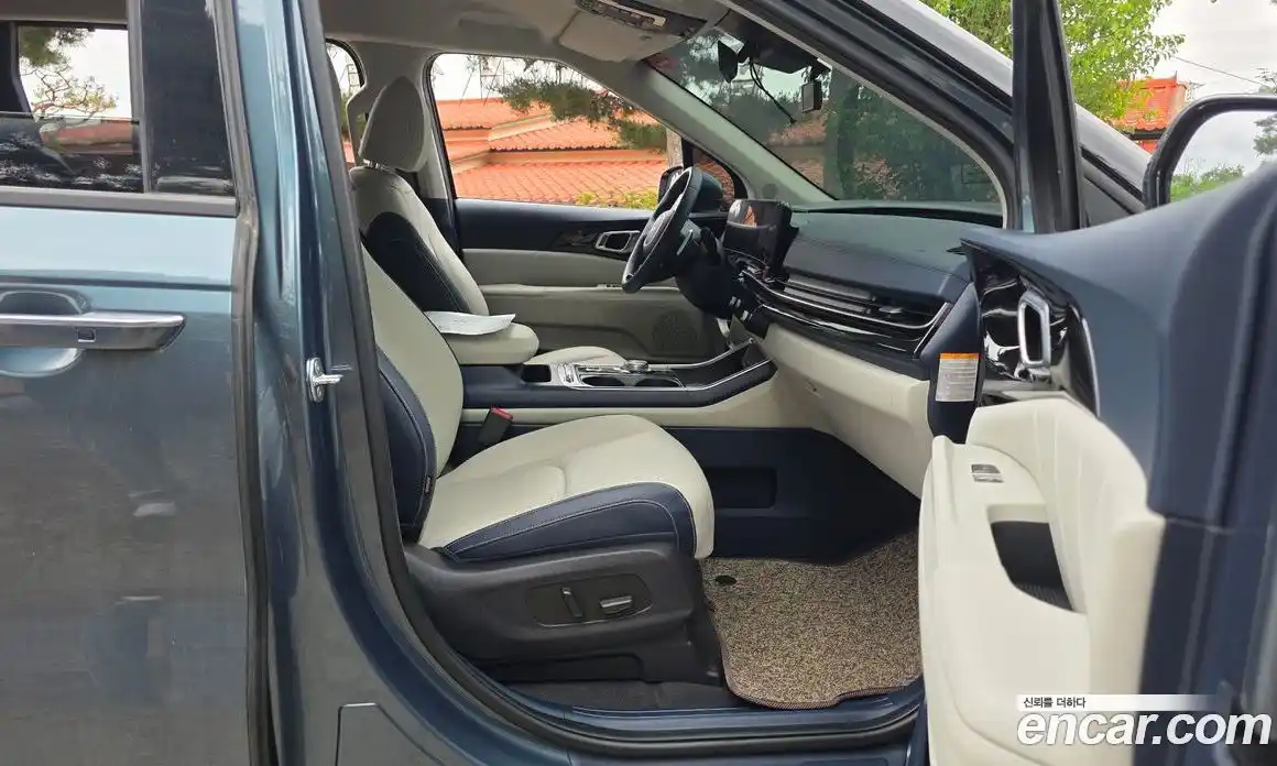 Kia Carnival 2024 1.6 автомат (гидро), фото 16