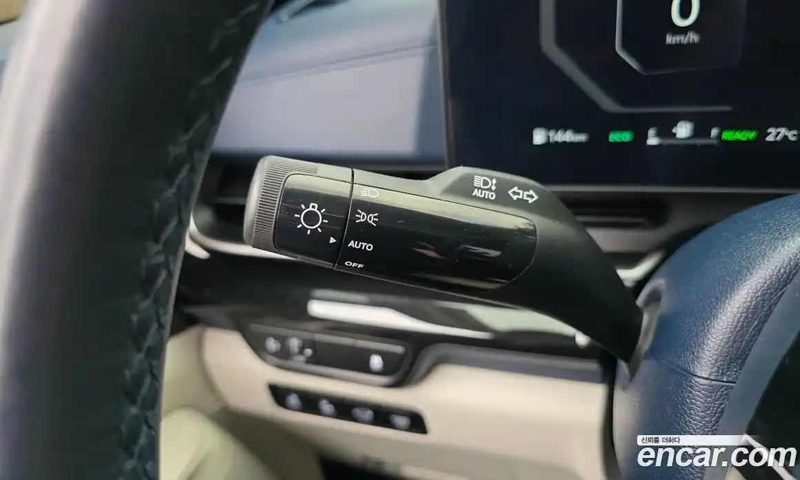 Kia Carnival 2024 1.6 автомат (гидро), фото 30