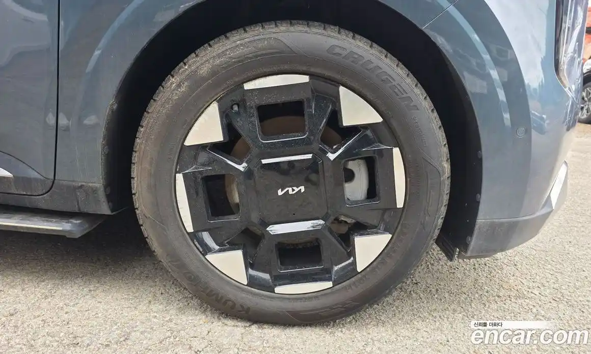 Kia Carnival 2024 1.6 автомат (гидро), фото 7