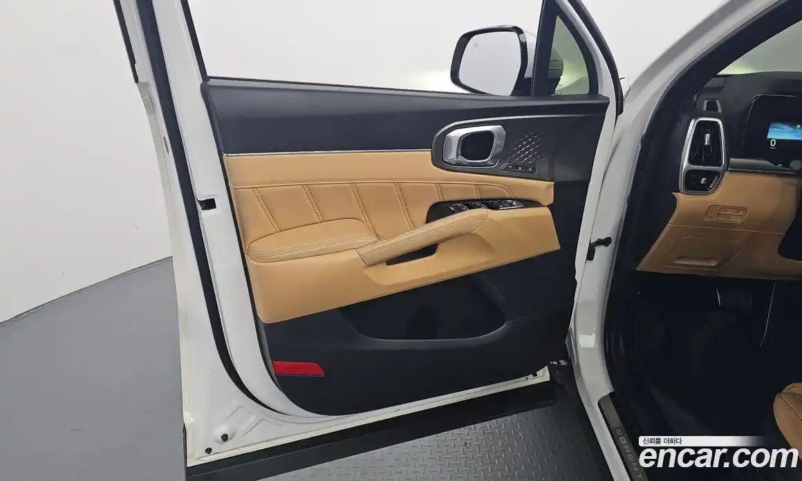 Kia Sorento 2022 2.5 автомат (гидро), фото 14