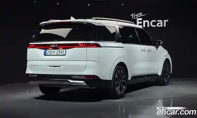 Kia Carnival 2023 2.2 автомат (гидро), миниатюра 2