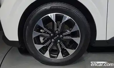 Kia Carnival 2023 2.2 автомат (гидро), миниатюра 5