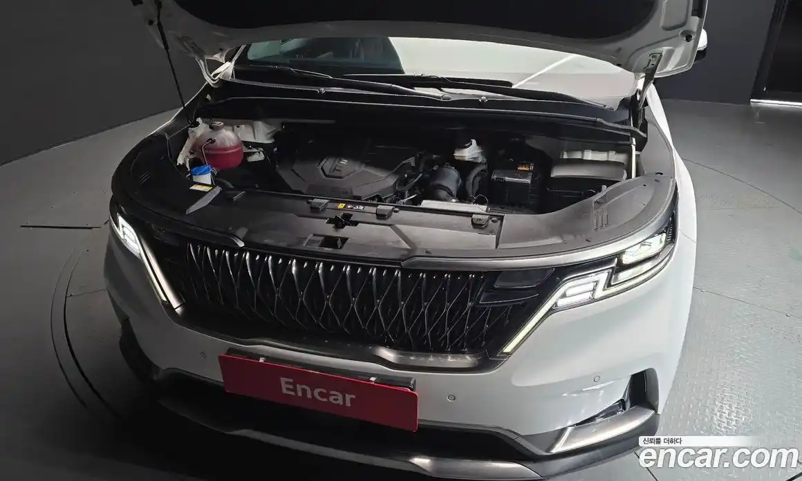 Kia Carnival 2023 2.2 автомат (гидро), фото 6