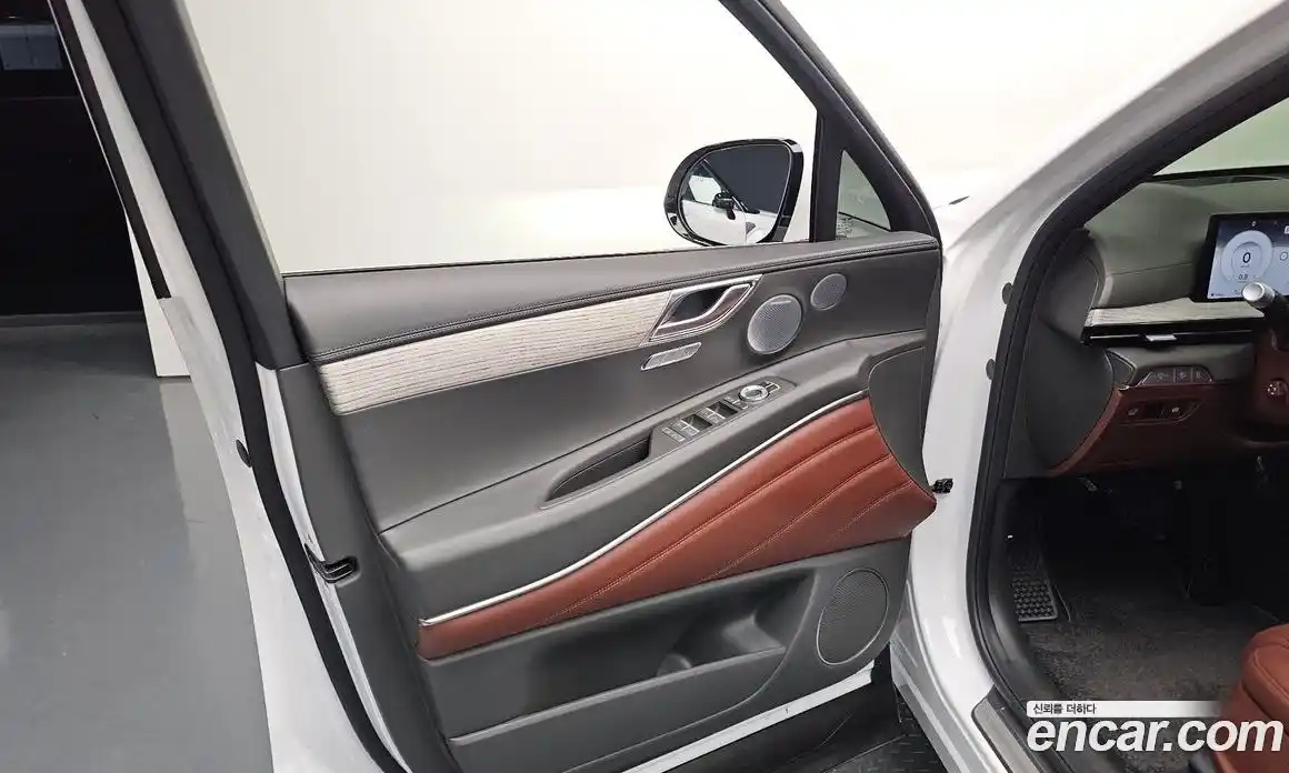 Genesis GV80 2024 2.5 автомат (гидро), фото 13