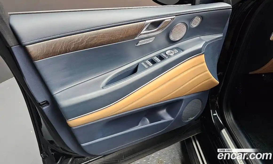 Genesis GV80 2023 3.5 автомат (гидро), фото 14