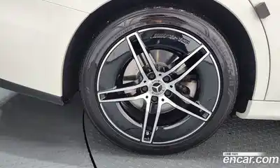Mercedes-Benz E-Class 2024 2.0 автомат (гидро), миниатюра 5