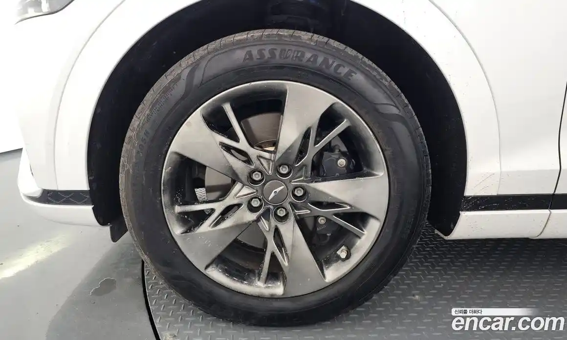Genesis GV70 2021 2.5 автомат (гидро), фото 17